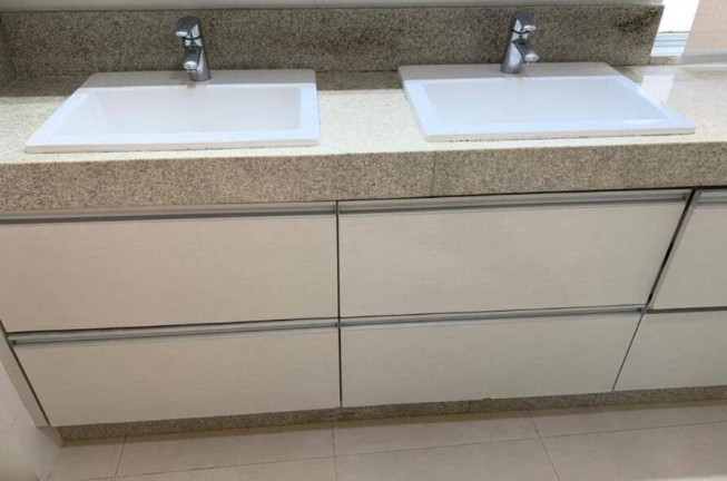 Imagem Apartamento com 4 Quartos à Venda, 226 m² em Centro - Florianópolis Imagem Apartamento com 4 Quartos à Venda, 226 m² em Centro - Florianópolis