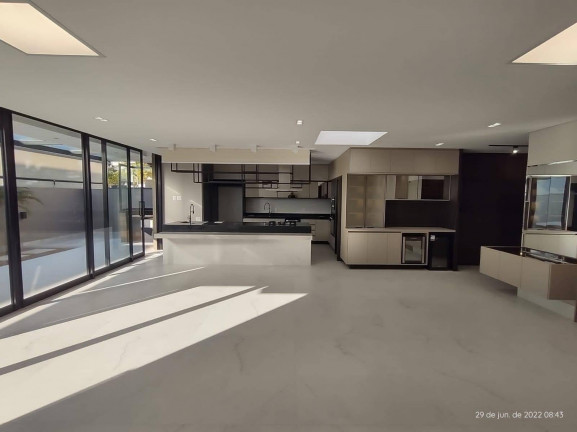 Casa de Condomínio com 3 Quartos à Venda, 250 m² em Alphaville - Santana De Parnaíba