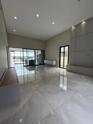 Casa com 3 Quartos à Venda, 426 m² em Lagos De Santa Helena - Bragança Paulista