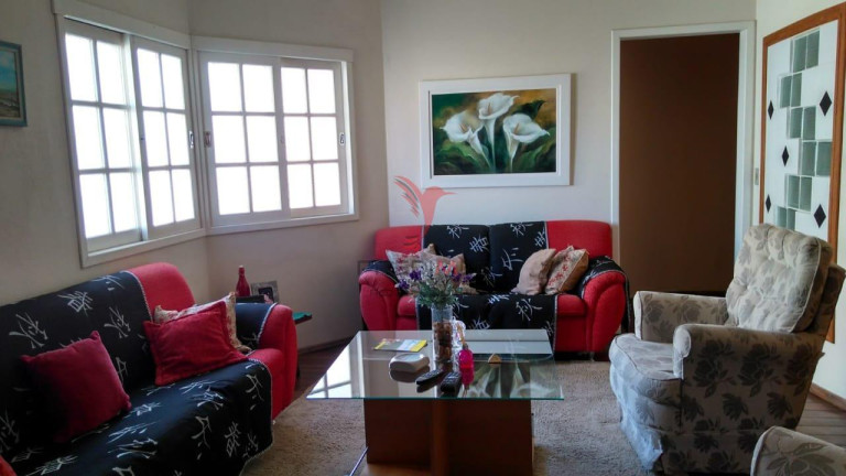 Imagem Casa com 8 Quartos à Venda, 200 m² em Centro - Pelotas