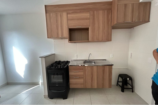 Apartamento com 1 Quarto para Alugar, 32 m² em Parque Maria Domitila - São Paulo