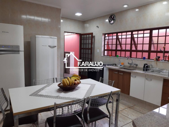 Imagem Casa com 3 Quartos à Venda, 304 m² em Vila Trujillo - Sorocaba