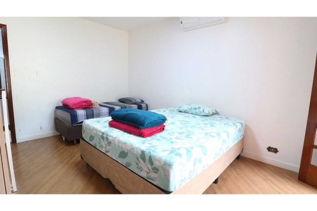 Imagem Casa com 4 Quartos à Venda,  em Santo Amaro - São Paulo