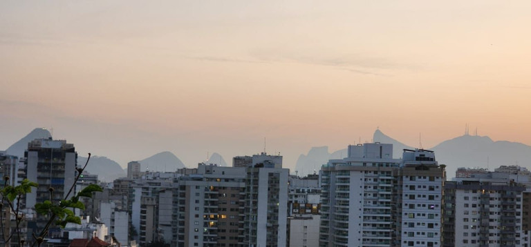 Imagem Cobertura com 4 Quartos à Venda, 230 m² em Santa Rosa - Niterói Imagem Cobertura com 4 Quartos à Venda, 230 m² em Santa Rosa - Niterói