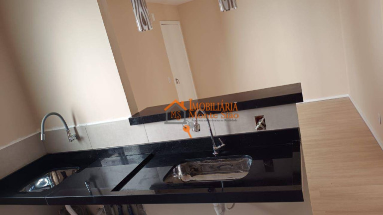 Imagem Apartamento com 2 Quartos à Venda, 45 m² em água Chata - Guarulhos
