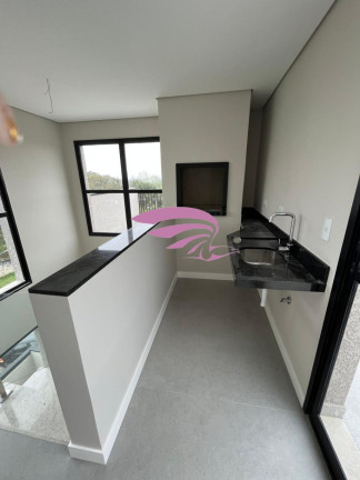 Imagem Casa com 3 Quartos à Venda, 255 m² em Mossunguê - Curitiba Imagem Casa com 3 Quartos à Venda, 255 m² em Mossunguê - Curitiba