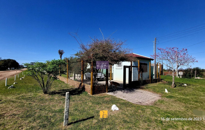 Imagem Casa com 2 Quartos à Venda, 116 m² em Cassino - Rio Grande