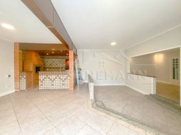 Imagem Casa com 3 Quartos à Venda, 335 m² em Coqueiros - Florianópolis