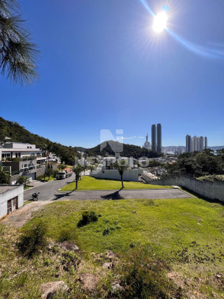 Imagem Terreno à Venda, em Barra - Balneario Camboriu Imagem Terreno à Venda, em Barra - Balneario Camboriu