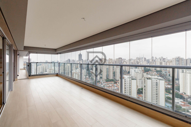 Apartamento com 3 Quartos à Venda, 184 m² em Vila Romana - São Paulo