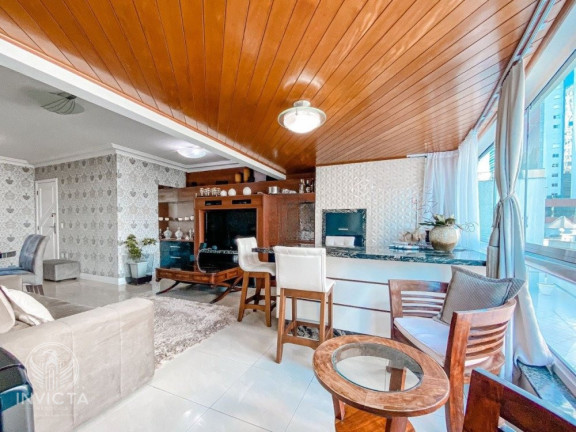 Imagem Apartamento com 3 Quartos à Venda, 140 m² em Centro - Balneário Camboriú Imagem Apartamento com 3 Quartos à Venda, 140 m² em Centro - Balneário Camboriú