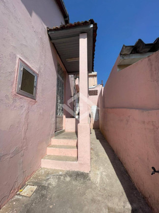 Imagem Casa com 2 Quartos para Alugar, 70 m² em Cavalcanti - Rio De Janeiro