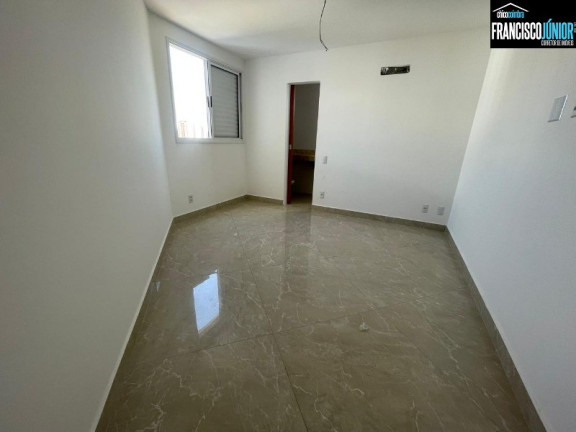 Imagem Imóvel com 3 Quartos à Venda, 90 m² em Setor Coimbra - Goiânia Imagem Imóvel com 3 Quartos à Venda, 90 m² em Setor Coimbra - Goiânia