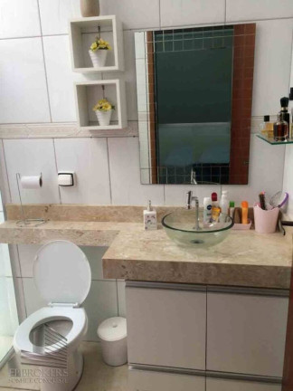 Imagem Casa com 2 Quartos à Venda, 110 m² em Jardim Novo Horizonte - Sorocaba Imagem Casa com 2 Quartos à Venda, 110 m² em Jardim Novo Horizonte - Sorocaba