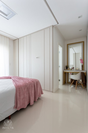 Imagem Apartamento com 3 Quartos à Venda, 123 m² em Centro - Balneário Camboriú Imagem Apartamento com 3 Quartos à Venda, 123 m² em Centro - Balneário Camboriú