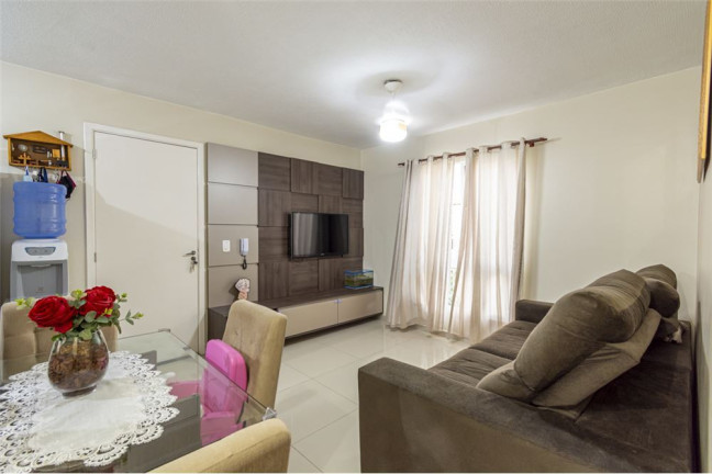 Imagem Imóvel com 2 Quartos à Venda, em Igara - Canoas Imagem Imóvel com 2 Quartos à Venda, em Igara - Canoas