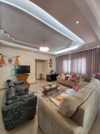 Imagem Casa com 4 Quartos à Venda, 360 m² em Guará I - Brasília Imagem Casa com 4 Quartos à Venda, 360 m² em Guará I - Brasília