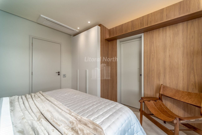 Imagem Casa com 5 Quartos à Venda, 458 m² em Praia Do Estaleiro - Balneário Camboriú