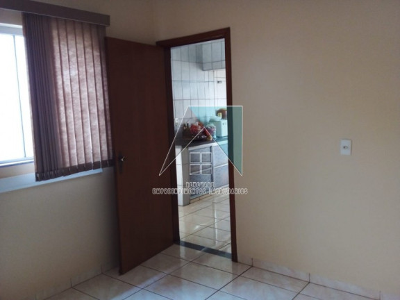 Casa com 2 Quartos à Venda,  em Vila Tibério - Ribeirão Preto