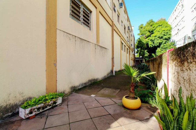 Imagem Imóvel com 1 Quarto à Venda,  em Jardim Botanico - Porto Alegre