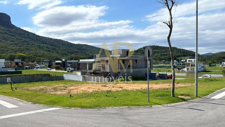 Terreno à Venda, 375 m² em Pedra Branca - Palhoça