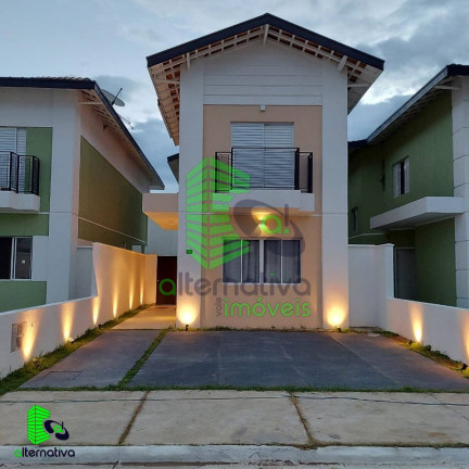 Casa com 3 Quartos à Venda, 170 m² em Jardim Califórnia - Taubaté