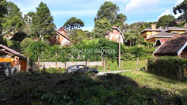 Imagem Terreno à Venda, 1.010 m² em Região Do Alto Da Boa Vista - Campos Do Jordão Imagem Terreno à Venda, 1.010 m² em Região Do Alto Da Boa Vista - Campos Do Jordão