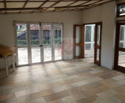 Imagem Casa com 5 Quartos à Venda, 472 m² em Cavalhada - Porto Alegre Imagem Casa com 5 Quartos à Venda, 472 m² em Cavalhada - Porto Alegre
