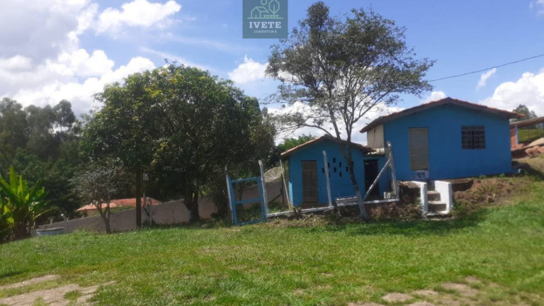 Imagem Casa com 3 Quartos à Venda, 3.000 m²