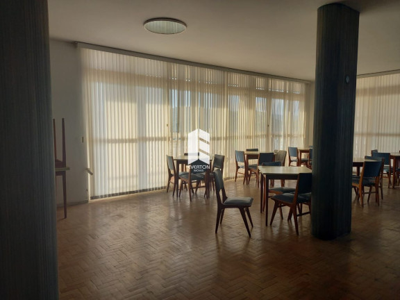 Imagem Apartamento com 2 Quartos à Venda, 100 m² em Centro - Santa Maria