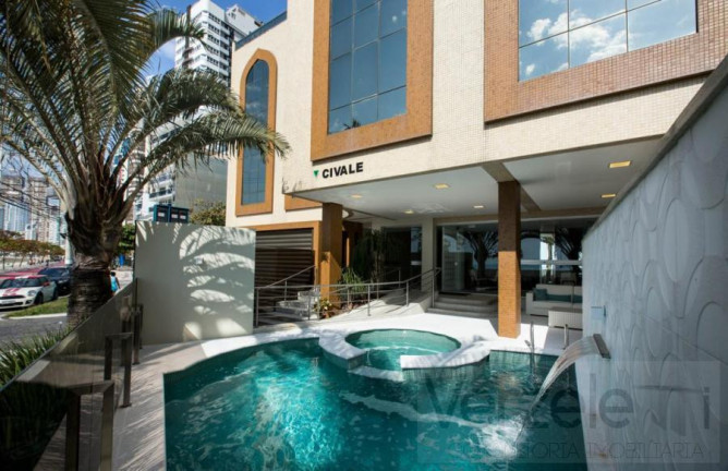 Imagem Apartamento com 3 Quartos à Venda, 110 m² em Centro - Balneário Camboriú Imagem Apartamento com 3 Quartos à Venda, 110 m² em Centro - Balneário Camboriú