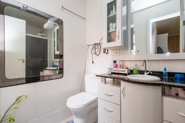 Imagem Sobrado com 4 Quartos à Venda, 139 m² em Campo Comprido - Curitiba