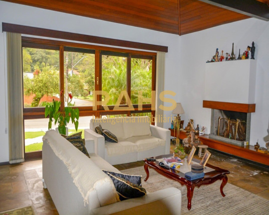 Imagem Casa de Condomínio com 4 Quartos à Venda, 460 m² em Saguaçu - Joinville Imagem Casa de Condomínio com 4 Quartos à Venda, 460 m² em Saguaçu - Joinville