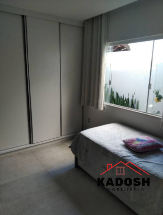 Imagem Casa com 3 Quartos à Venda, 450 m² em Sim - Feira De Santana Imagem Casa com 3 Quartos à Venda, 450 m² em Sim - Feira De Santana