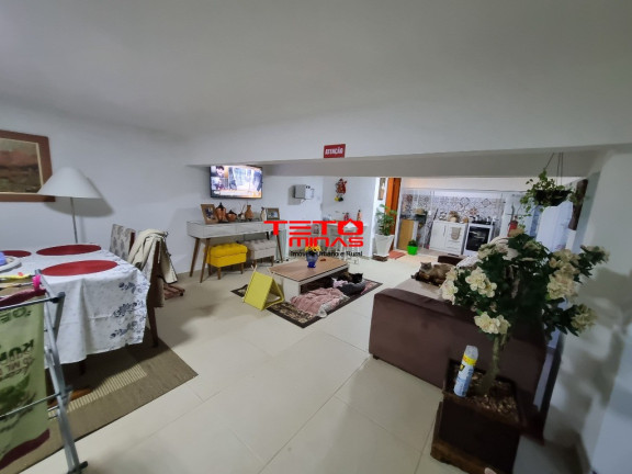 Imagem Casa com 4 Quartos à Venda, 135 m² em à 1000m Do Centro Da Cidade - São Lourenço