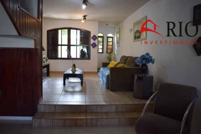 Imagem Casa com 4 Quartos à Venda, 242 m² em Taquara - Rio De Janeiro