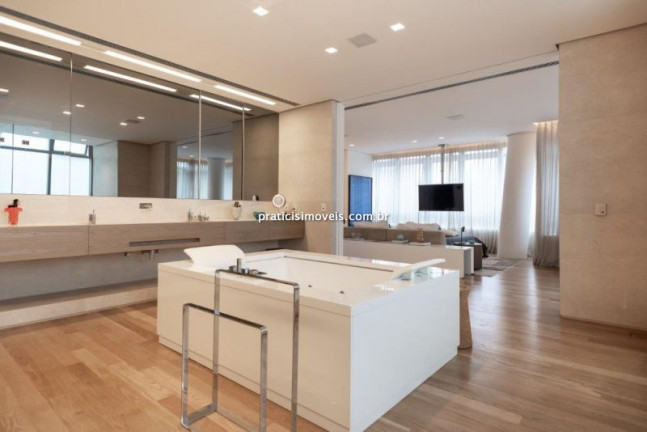 Imagem Apartamento com 3 Quartos à Venda, 606 m² em Itaim Bibi - São Paulo