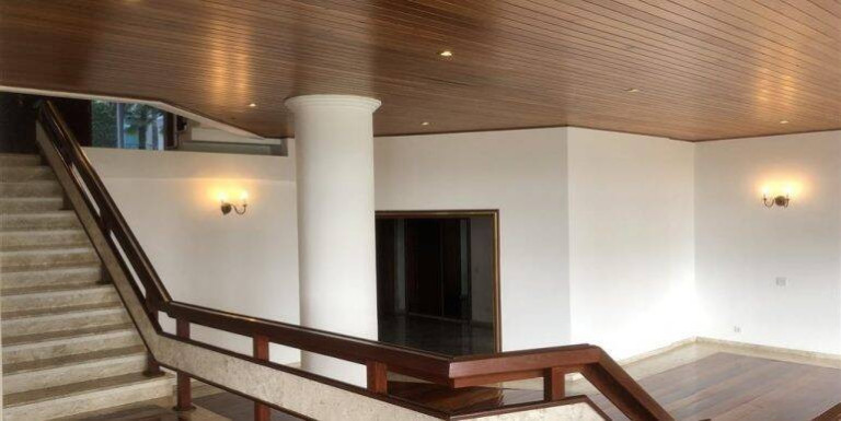 Imagem Casa com 4 Quartos para Alugar, 872 m² em Alphaville - Santana De Parnaíba