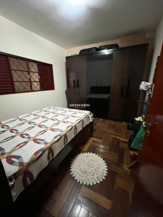 Imagem Casa com 3 Quartos à Venda, 155 m²
