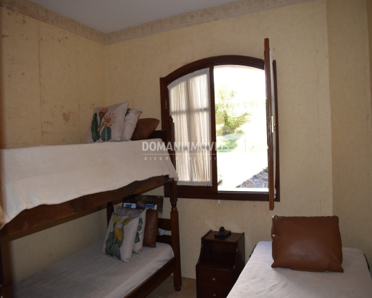 Imagem Imóvel com 4 Quartos à Venda, 170 m² em Região De Capivari - Campos Do Jordão Imagem Imóvel com 4 Quartos à Venda, 170 m² em Região De Capivari - Campos Do Jordão