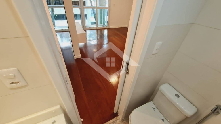 Imagem Apartamento com 3 Quartos à Venda, 193 m² em Leblon - Rio De Janeiro Imagem Apartamento com 3 Quartos à Venda, 193 m² em Leblon - Rio De Janeiro