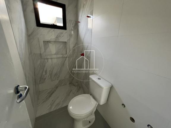 Imagem Casa com 3 Quartos à Venda, 224 m² em Ingleses Do Rio Vermelho - Florianópolis Imagem Casa com 3 Quartos à Venda, 224 m² em Ingleses Do Rio Vermelho - Florianópolis
