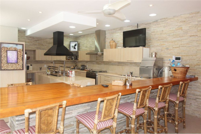Imagem Casa com 8 Quartos à Venda, 1.362 m² em Chácaras Alpina - Valinhos Imagem Casa com 8 Quartos à Venda, 1.362 m² em Chácaras Alpina - Valinhos