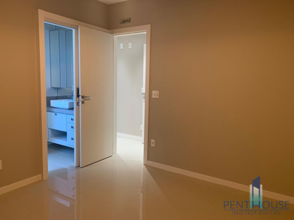 Imagem Apartamento com 4 Quartos à Venda, 128 m² em Pioneiros - Balneário Camboriú Imagem Apartamento com 4 Quartos à Venda, 128 m² em Pioneiros - Balneário Camboriú