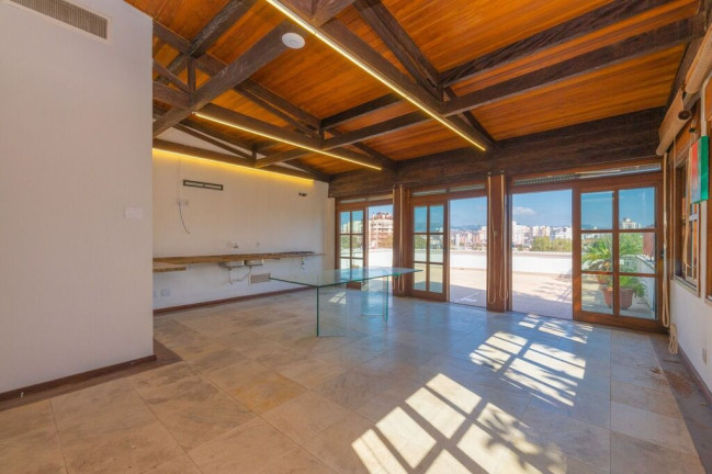 Imagem Cobertura com 6 Quartos à Venda, 554 m² em Santa Cecília - Porto Alegre