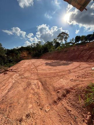 Terreno à Venda, 900 m² em Pedras - Itatiaiuçu