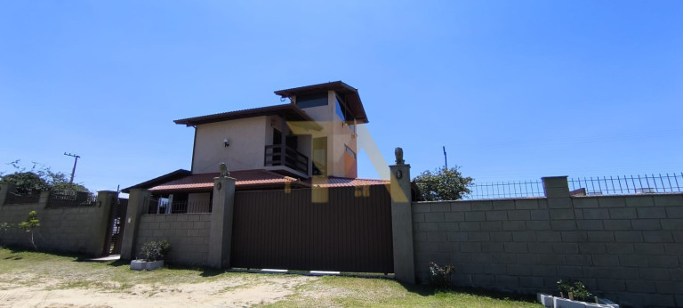 Imagem Imóvel com 3 Quartos à Venda,  em Ibiraquera - Imbituba