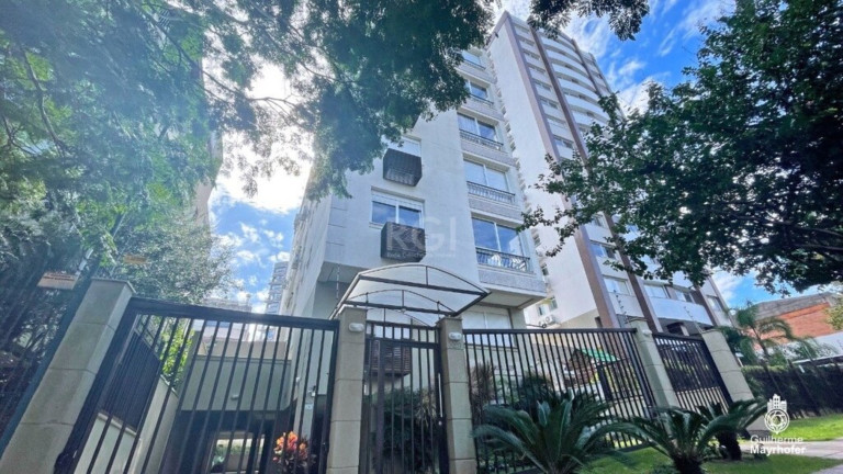 Imagem Imóvel com 2 Quartos à Venda, 76 m² em Petrópolis - Porto Alegre