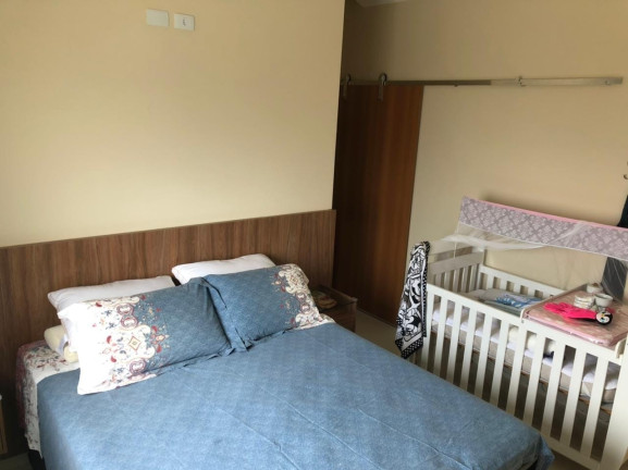 Imagem Sobrado com 3 Quartos à Venda, 210 m² em Santana - Pindamonhangaba