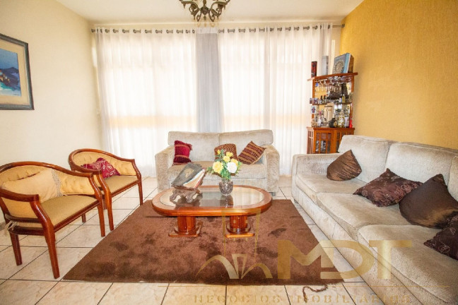 Imagem Casa com 4 Quartos à Venda, 250 m² em Planalto - Belo Horizonte Imagem Casa com 4 Quartos à Venda, 250 m² em Planalto - Belo Horizonte